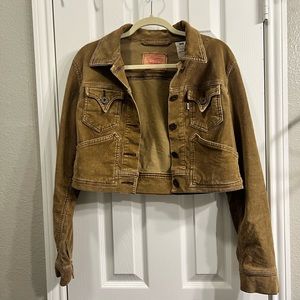 Cropped Levi’s Suede Jacket